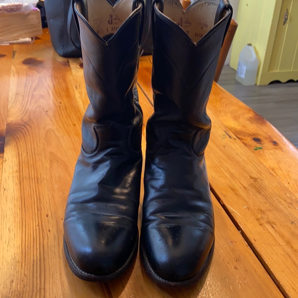 Justin Boots cowboy boots 8.5 woman’s